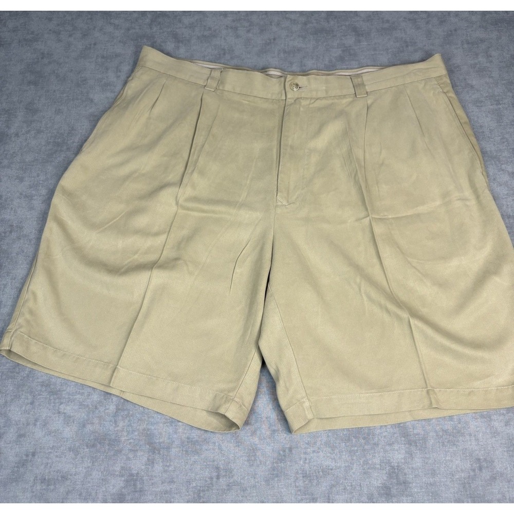 Tommy Bahama Silk Shorts Mens 40 Beige Pleated Casual Luxury EUC
